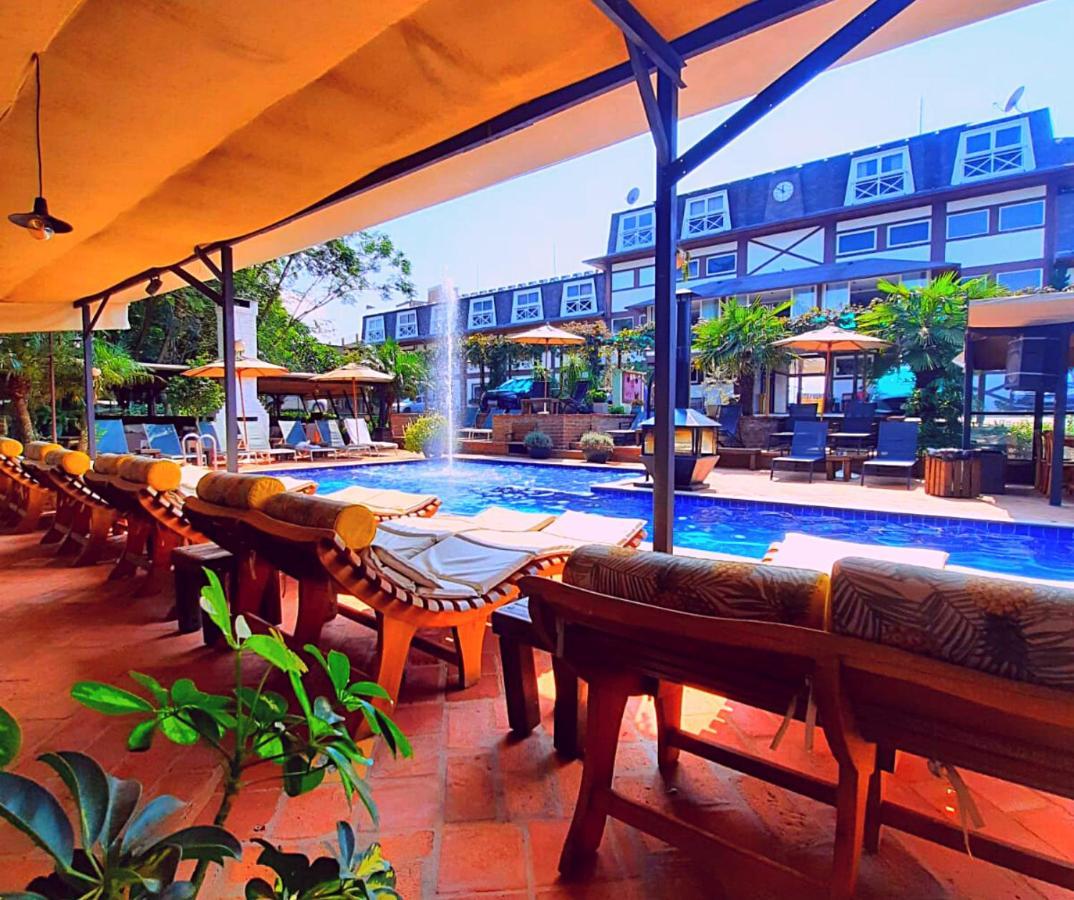 אקסטרמה Hotel Villa Lobos Spa Romantik מראה חיצוני תמונה